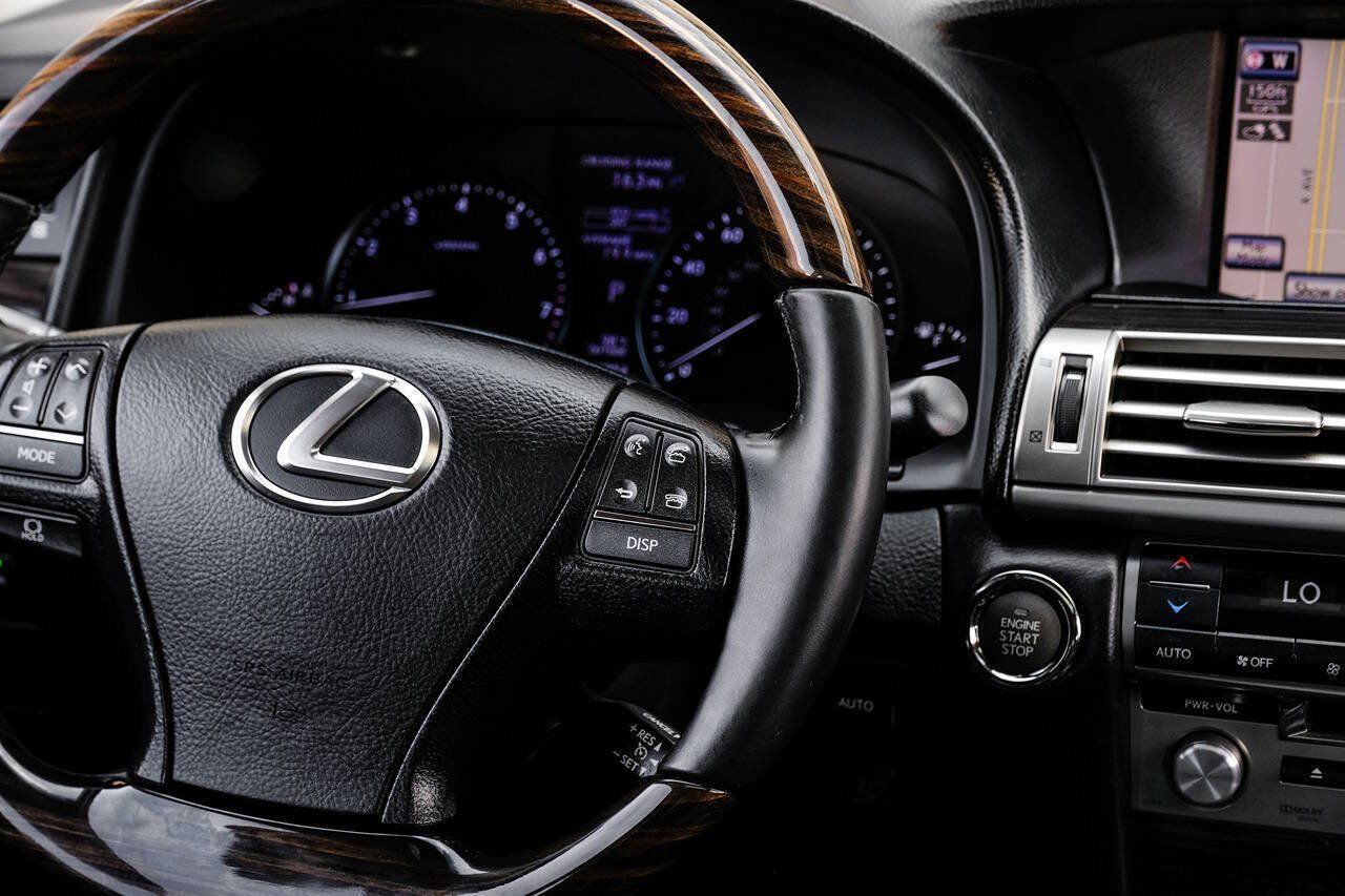 Used 2014 Lexus LS 460 w/ Comfort Package RWD image 28