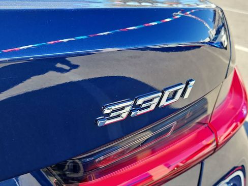 Used 2020 BMW 330i Sedan w/ Premium Package image 13