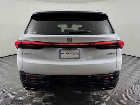 New 2026 Buick Enclave Sport Touring w/ Power Package image 5