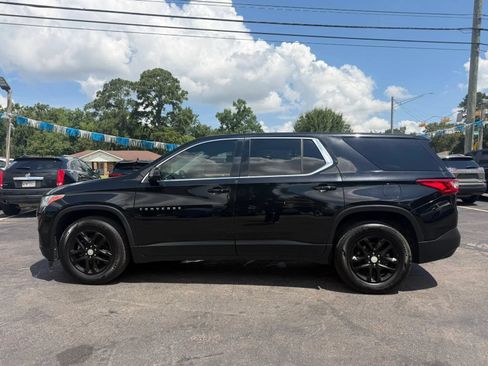 Used 2019 Chevrolet Traverse LS w/ LPO, Floor Liner Package FWD image 9