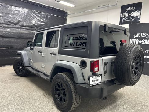 Used 2011 Jeep Wrangler Unlimited Sport AWD/4WD image 4