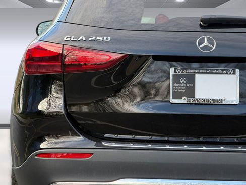 New 2025 Mercedes-Benz GLA 250 image 11