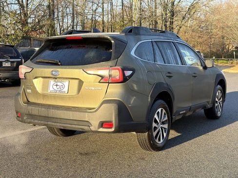 Certified 2025 Subaru Outback Premium image 3