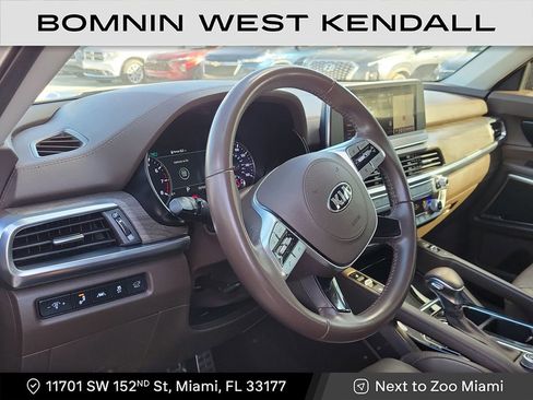 Used 2020 Kia Telluride SX w/ Towing Package image 10