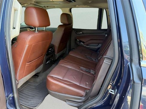 Used 2018 Chevrolet Tahoe Premier AWD/4WD image 13