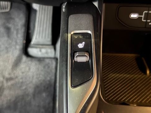 New 2026 Kia Sorento S w/ S Panoramic Sunroof Package image 21