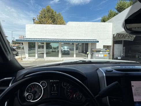 Used 2023 RAM 2500 Big Horn w/ Level 1 Equipment Group AWD/4WD image 13
