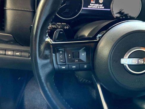 Used 2023 Nissan Pathfinder SL image 24