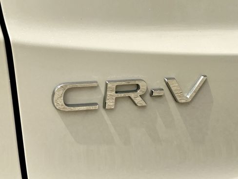 Used 2025 Honda CR-V EX-L image 8