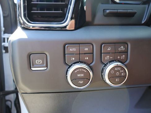 New 2026 GMC Sierra 1500 Denali Ultimate AWD/4WD image 13