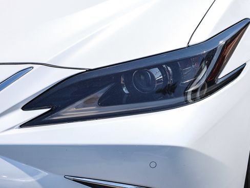 Used 2020 Lexus ES 350 w/ Premium Package FWD image 22