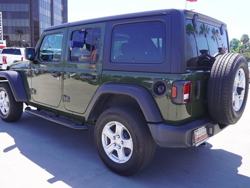 Used 2022 Jeep Wrangler Unlimited Sport AWD/4WD image 5