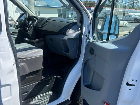 Used 2019 Ford Transit 150 148 Low Roof RWD image 15