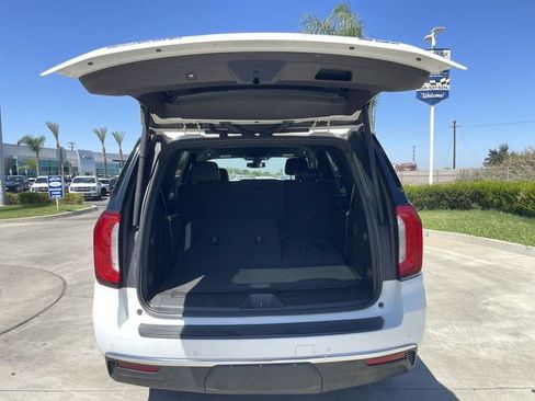 Used 2021 GMC Yukon SLT AWD/4WD image 25
