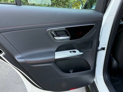 Certified 2026 Mercedes-Benz GLC 43 AMG 4MATIC image 23