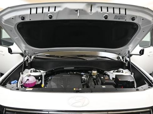 Used 2026 Hyundai Palisade Limited AWD/4WD image 9