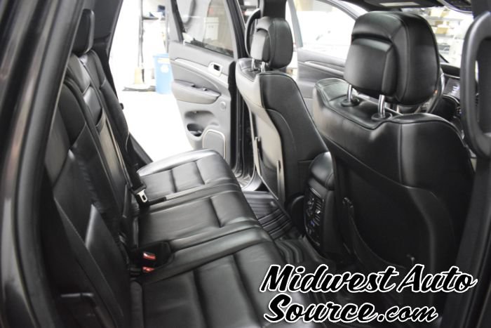 Used 2017 Jeep Grand Cherokee Overland w/ Jeep Active Safety Group AWD/4WD image 30