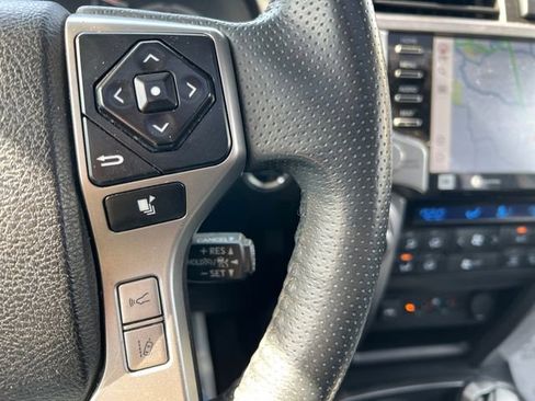 Used 2021 Toyota 4Runner Limited image 24