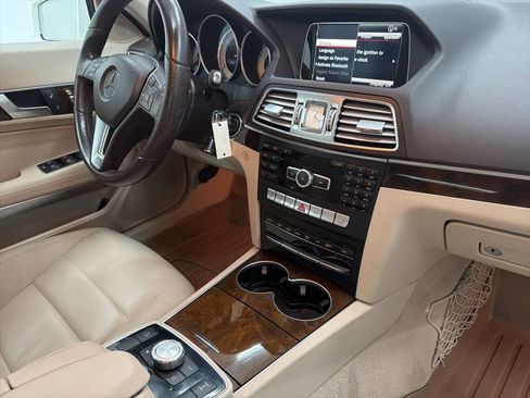 Used 2015 Mercedes-Benz E 550 Cabriolet image 22