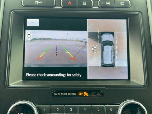 Used 2020 Ford Expedition Limited w/ Equipment Group 303A RWD image 24