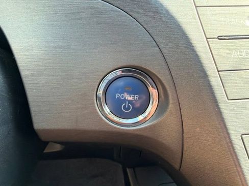 Used 2013 Toyota Prius Prime Plug-In Hybrid FWD image 18