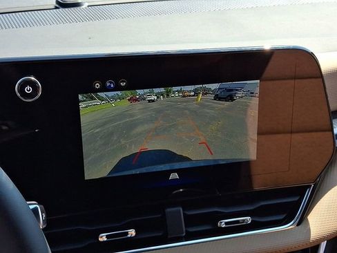 New 2026 Chevrolet Equinox ACTIV image 14