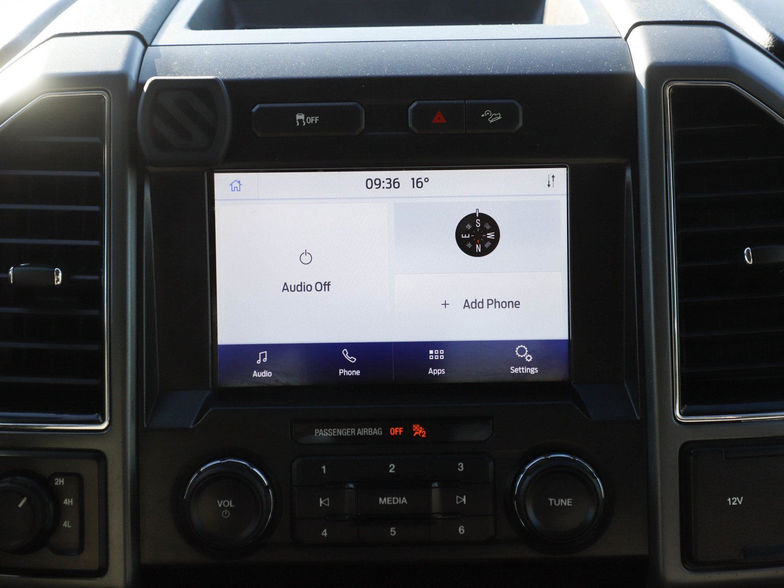 Used 2021 Ford F250 XLT w/ XLT Value Package AWD/4WD image 15