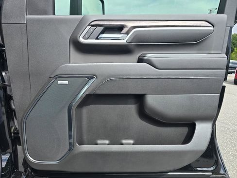 New 2025 Chevrolet Silverado 2500 LTZ w/ Trail Boss Package AWD/4WD image 39