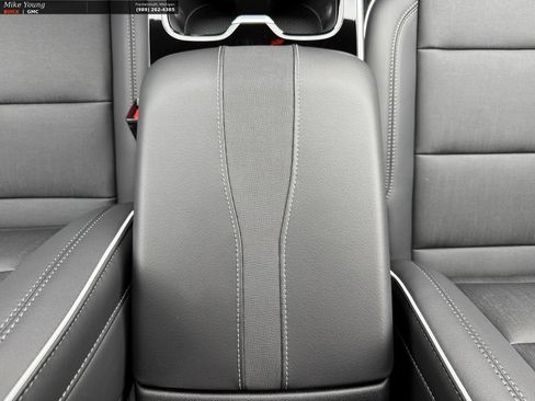 New 2026 Buick Enclave Preferred w/ Power Package AWD/4WD image 21