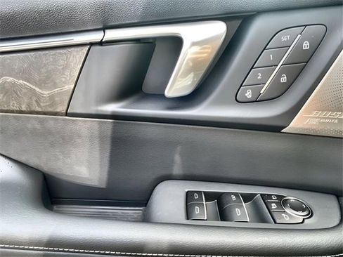 New 2026 Buick Enclave Avenir w/ Super Cruise Package image 25