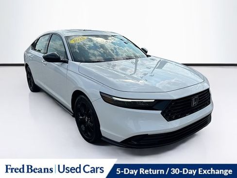 Certified 2025 Honda Accord SE image 1