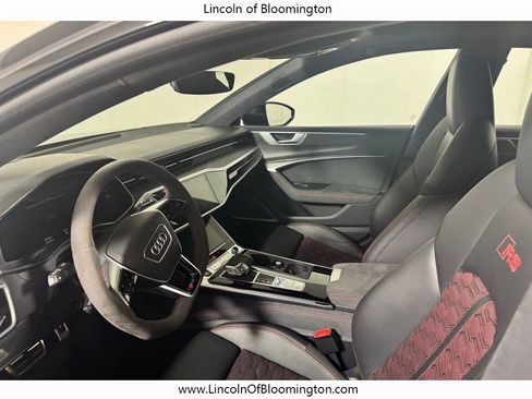 Used 2024 Audi RS 7 Performance w/ Black Optic Package image 31