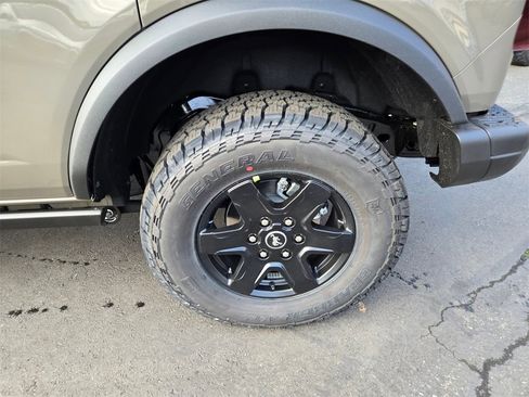 New 2025 Ford Bronco Big Bend w/ Black Diamond Package image 9