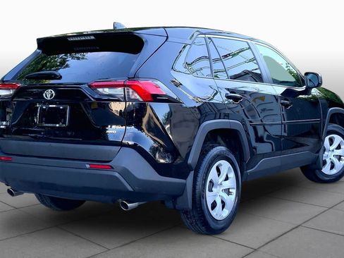 Used 2024 Toyota RAV4 LE AWD/4WD image 13
