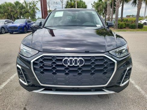 Certified 2023 Audi Q5 2.0T Premium w/ Convenience Package AWD/4WD image 3