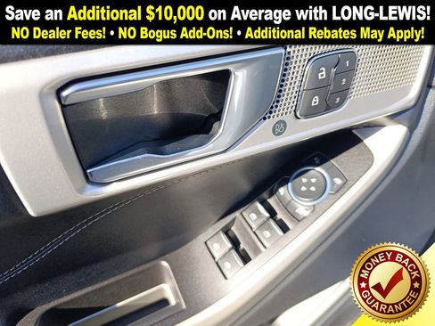Used 2022 Ford Explorer Limited w/ Equipment Group 301A image 16