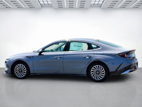 New 2026 Hyundai Sonata Limited FWD image 7