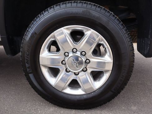 Used 2022 Chevrolet Silverado 3500 LTZ w/ LTZ Plus Package image 41