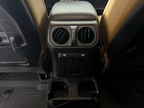 Used 2022 Jeep Gladiator Rubicon w/ LED Lighting Group image 22