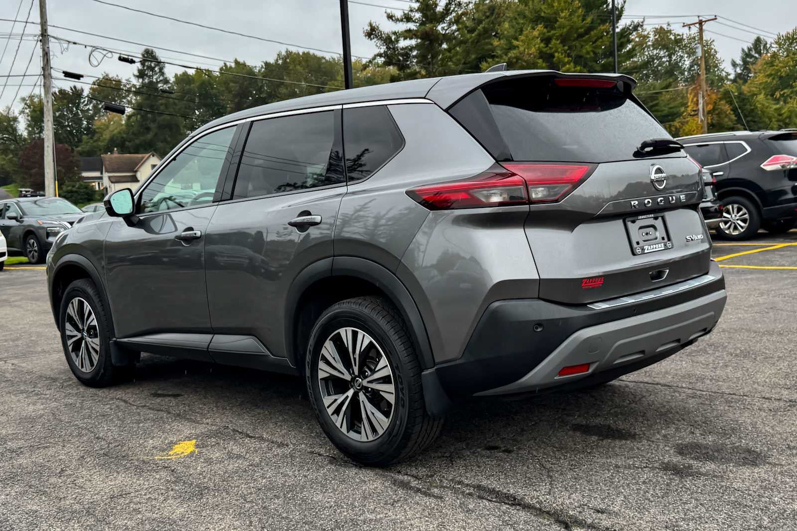 Used 2021 Nissan Rogue SV AWD/4WD image 5