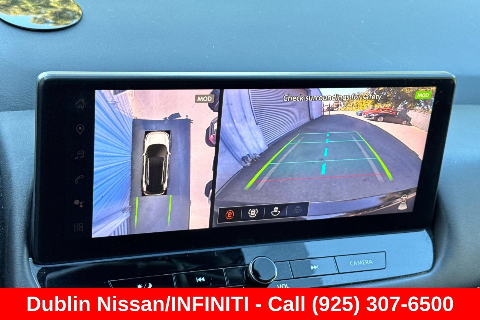 Used 2024 Nissan Rogue SL AWD/4WD image 28