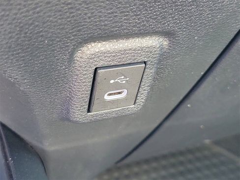 Used 2024 Toyota Corolla SE image 28