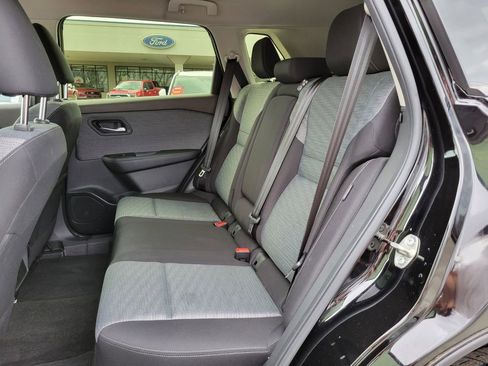 Used 2023 Nissan Rogue SV image 15