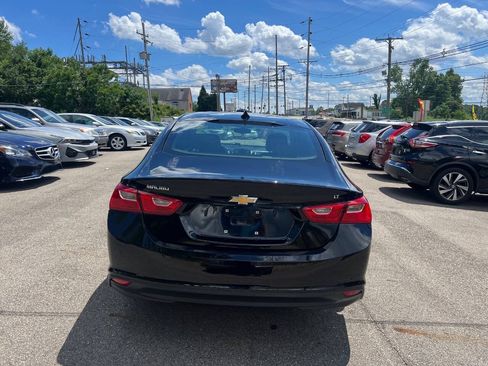 Used 2018 Chevrolet Malibu LT FWD image 5