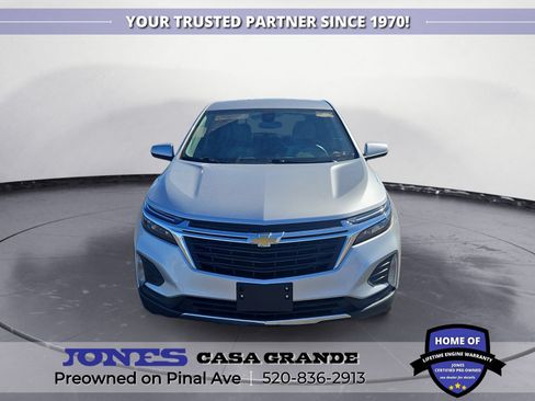 Used 2022 Chevrolet Equinox LT FWD image 2