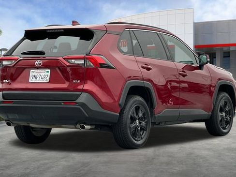 Used 2023 Toyota RAV4 XLE w/ Convenience Package FWD image 5