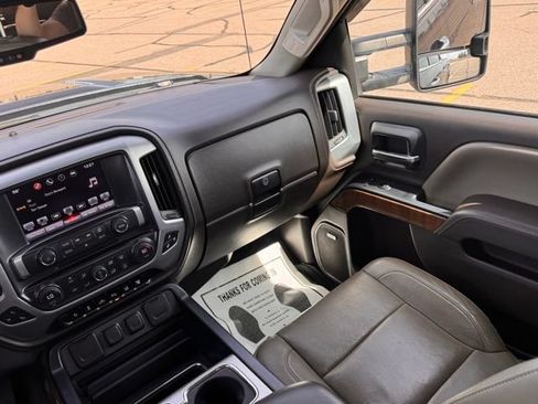 Used 2016 GMC Sierra 2500 SLT w/ Driver Alert Package AWD/4WD image 17