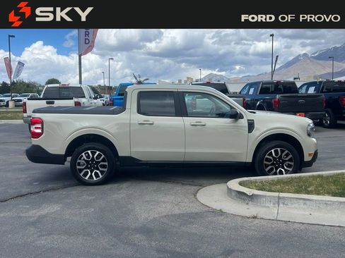 Used 2024 Ford Maverick Lariat FWD image 4