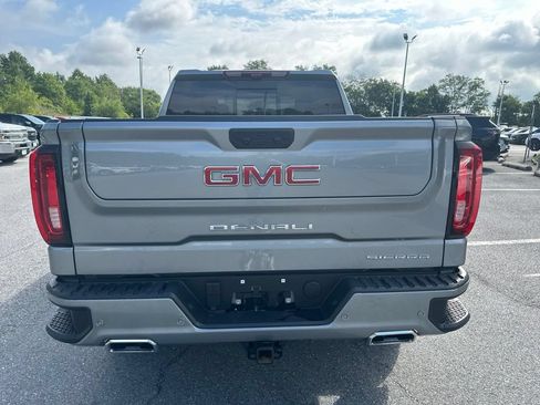 Used 2025 GMC Sierra 1500 Denali w/ Denali Reserve Package AWD/4WD image 6