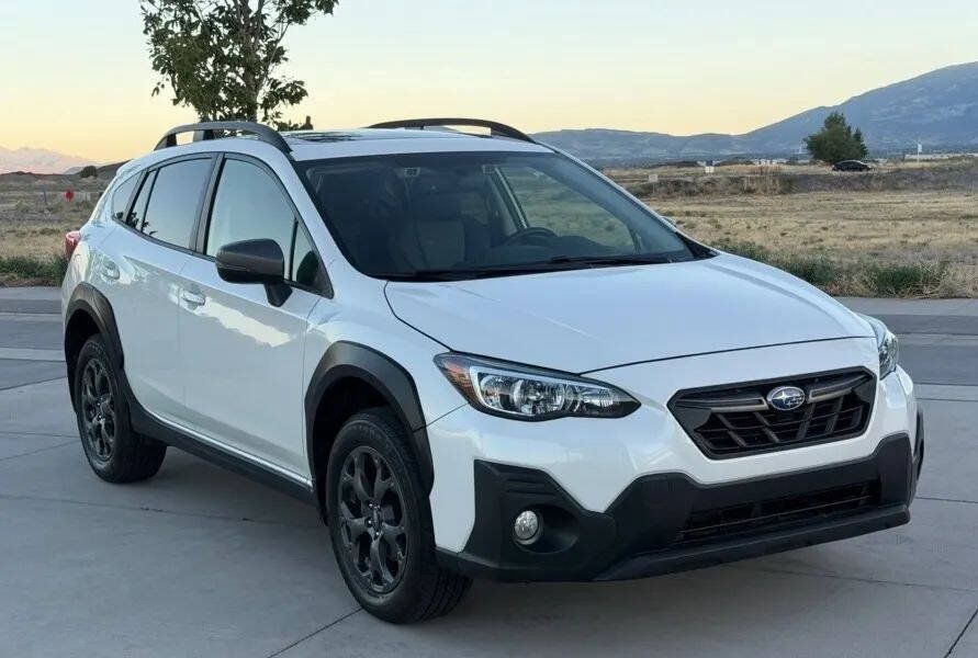 Used 2021 Subaru Crosstrek 2.5i Sport w/ Moonroof Package AWD/4WD image 3